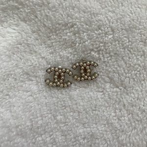 Chanel Pearl Silver Classic CC Earrings